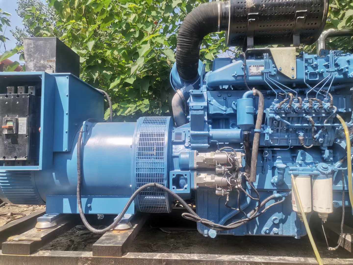 马尔康详细说明降低 800kW 柴油发电机输出电流波动的方法