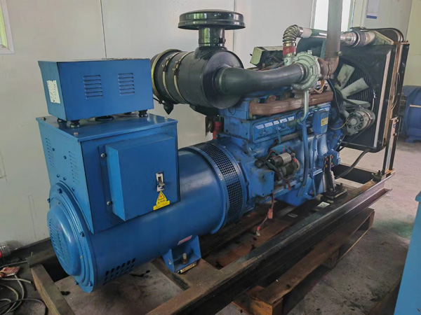 马尔康100kW柴油发电机组使用多级机油有哪些优缺点？